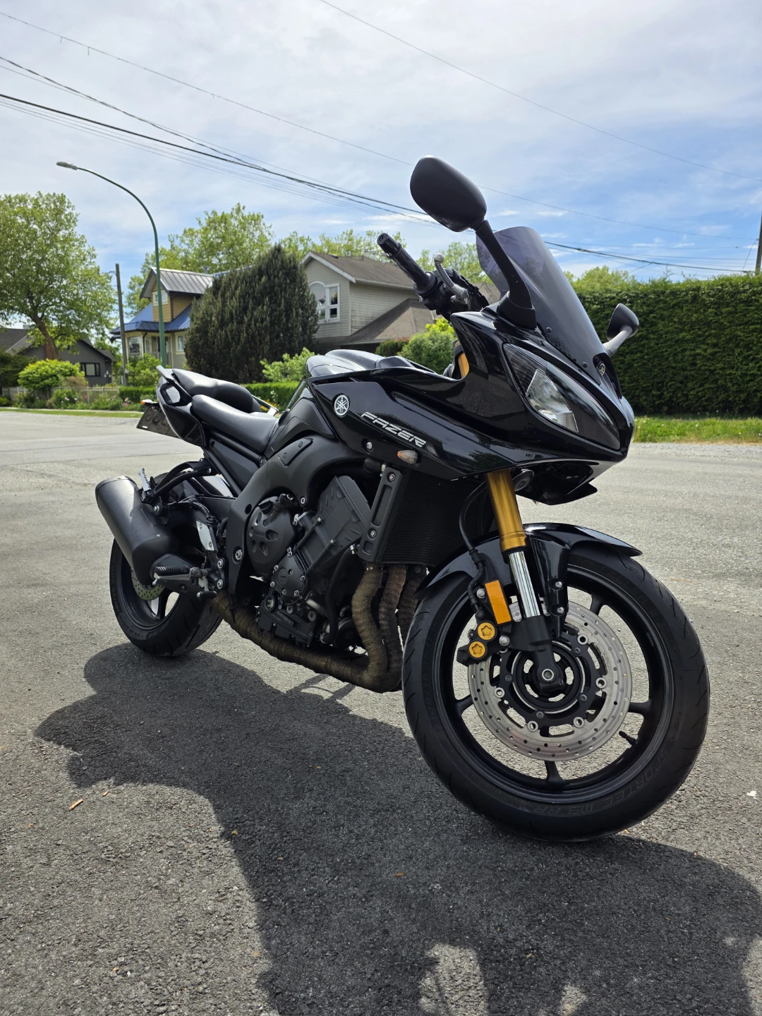 Black Yamaha FZ8 Motorcycle - photo 4