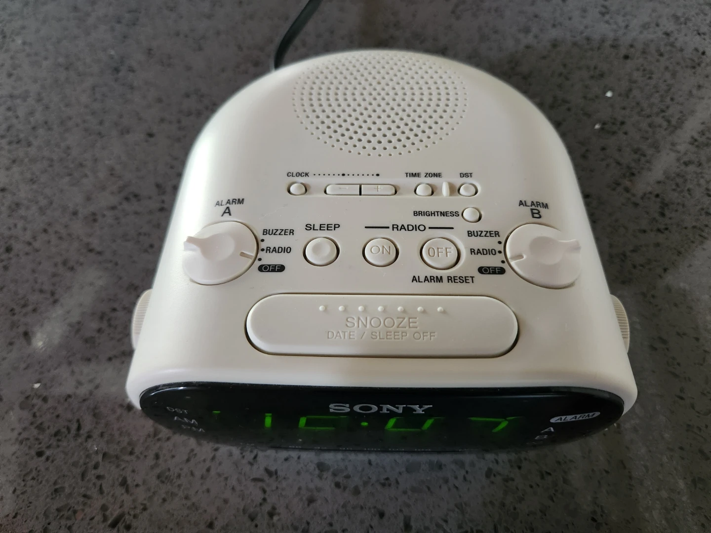 Sony Dream Machine Alarm Clock - photo 2