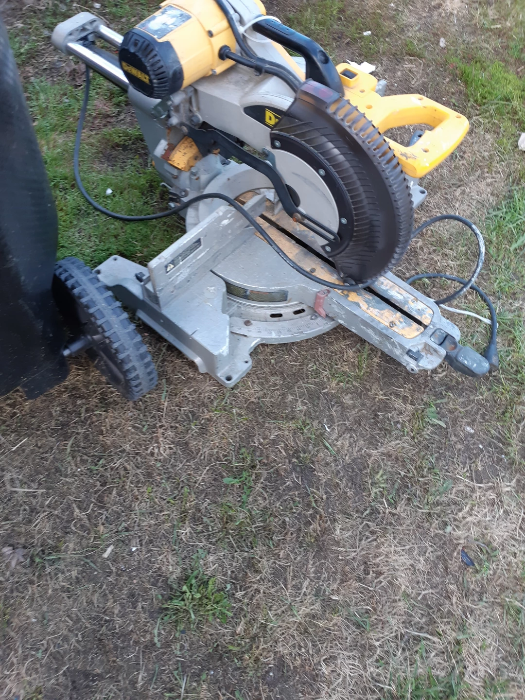 DEWALT Mitre Saw - photo 3