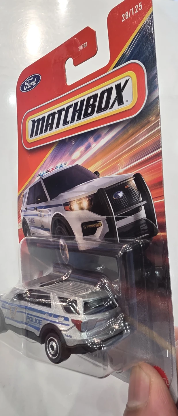 Matchbox Ford Police Interceptor - photo 2