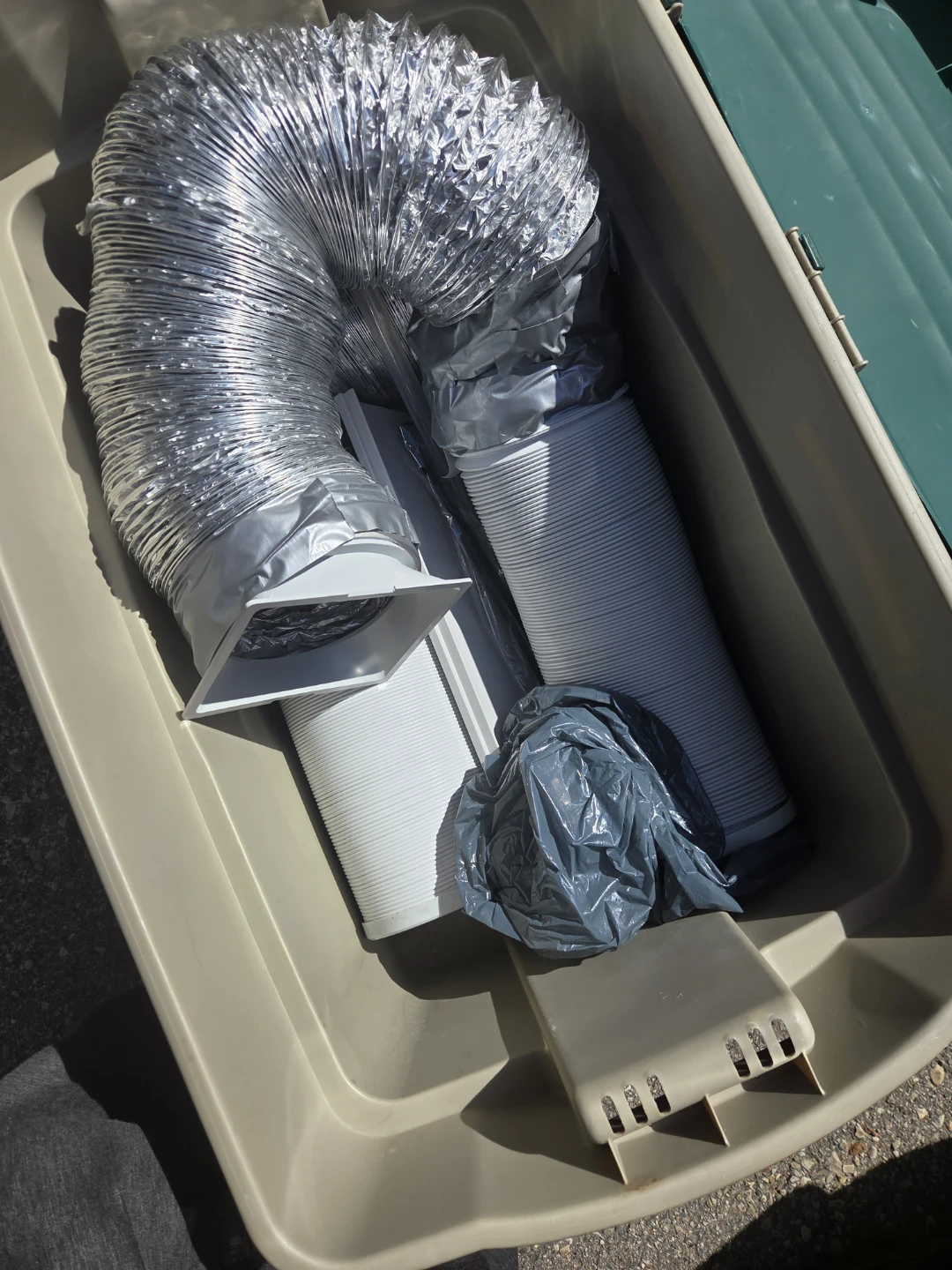Hisense Portable Air Conditioner - photo 4