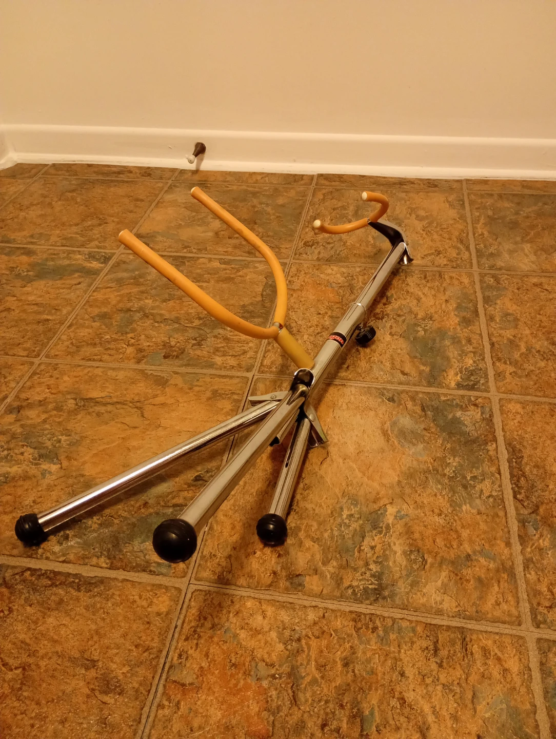 Adjustable Guitar Stand - photo 3