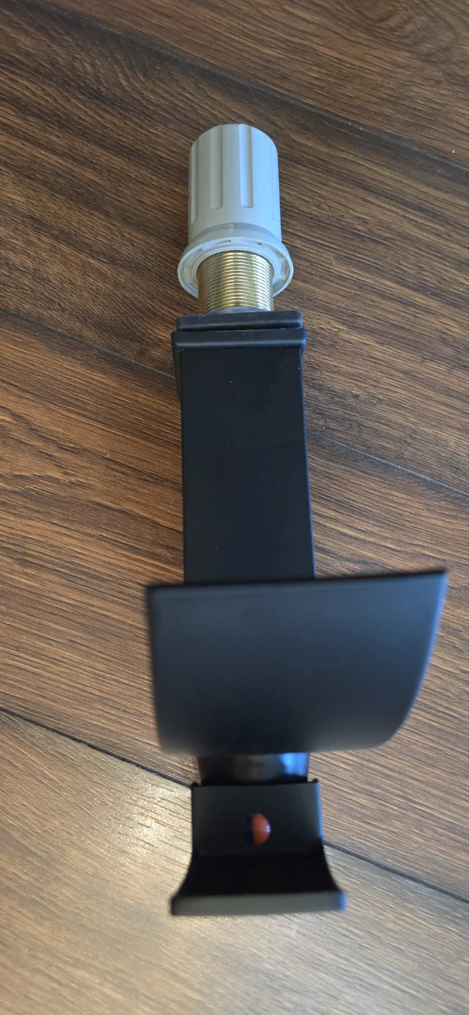 Matte Black Waterfall Faucet Handle