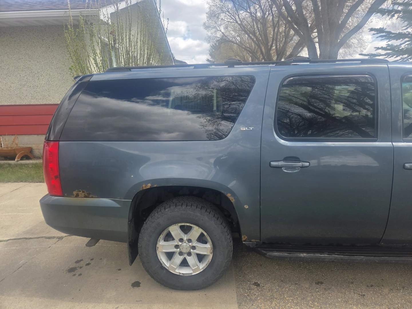 GMC Yukon XL SLT SUV - photo 4