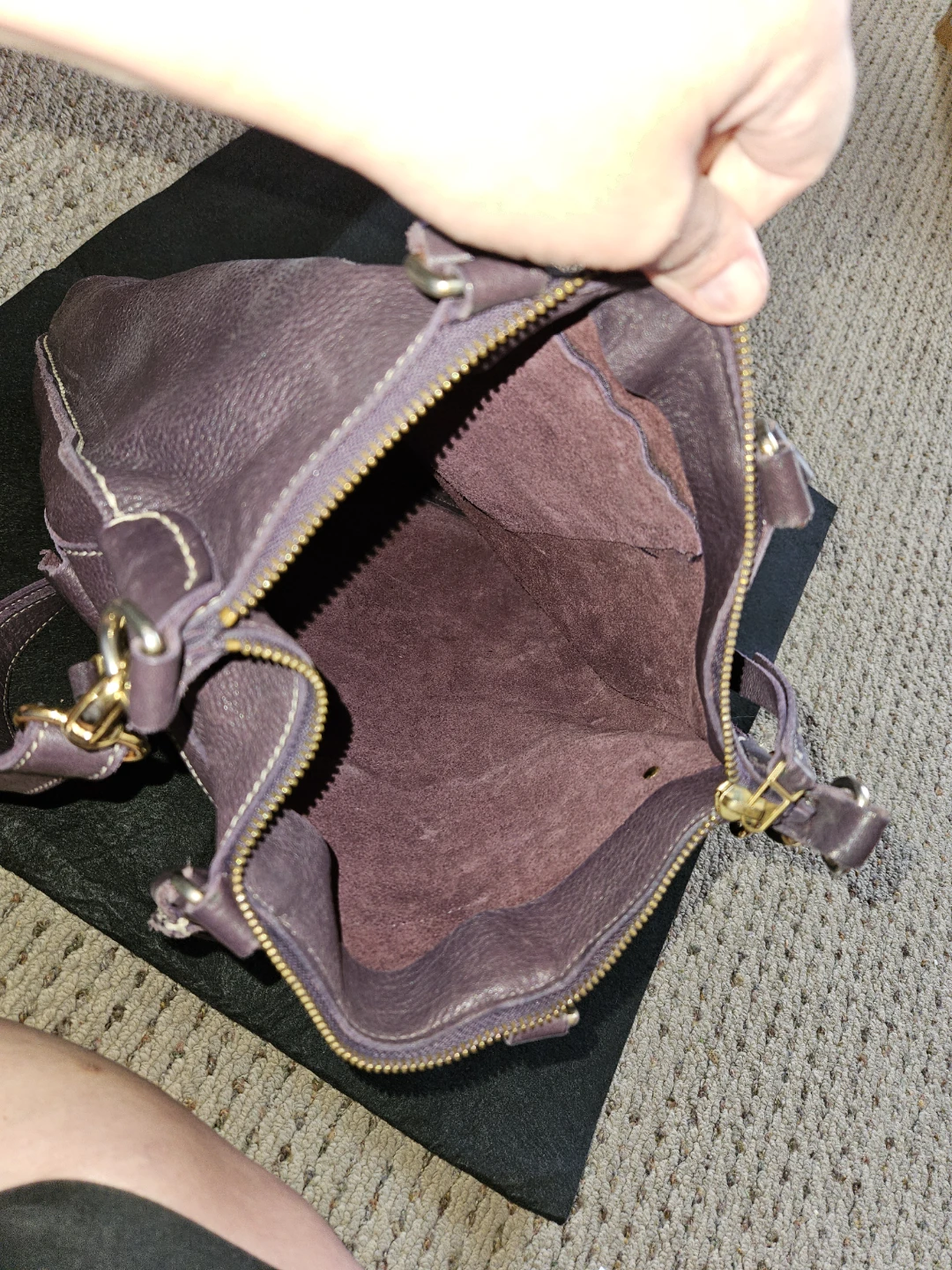 Roots Genuine Leather Saddle Handbag - photo 4