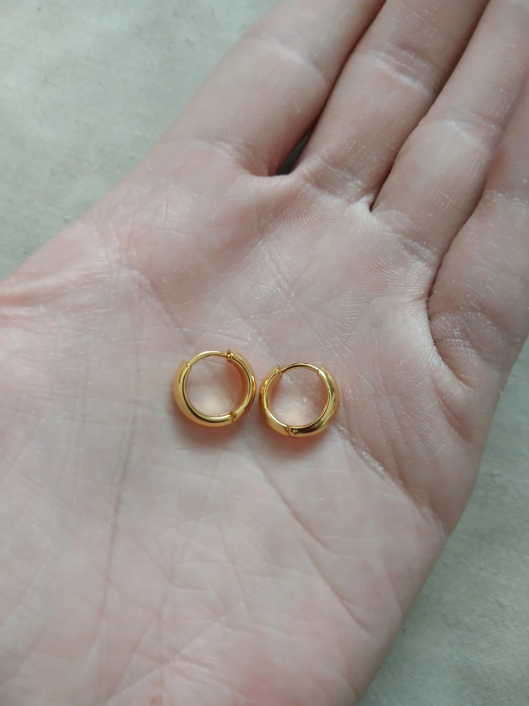 18K Gold Plated Stainless Steel Hypoallergenic Hoop Earrings - photo 3