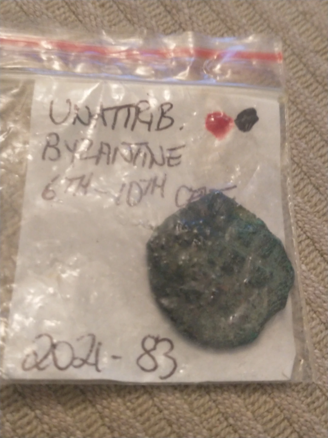 Ancient Byzantine Coin (6th-10th Century) - photo 4