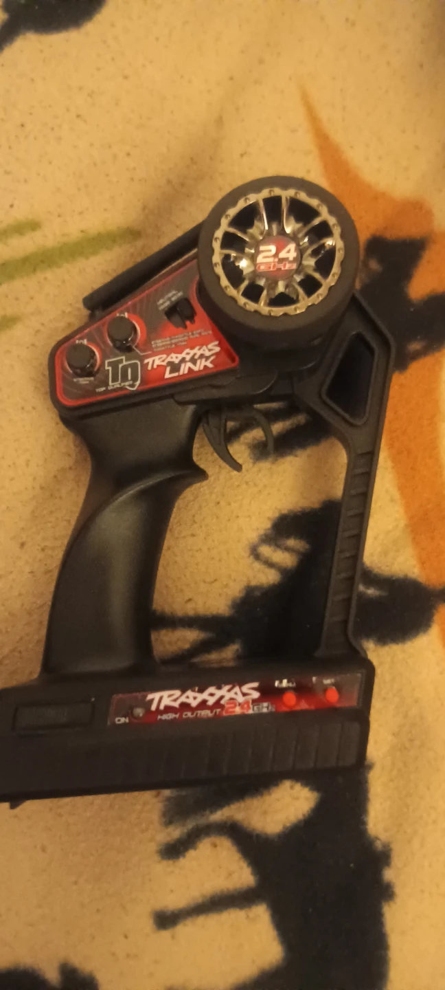 Traxxas E-Revo 2.0 RC Car with Controller and Battery - photo 2