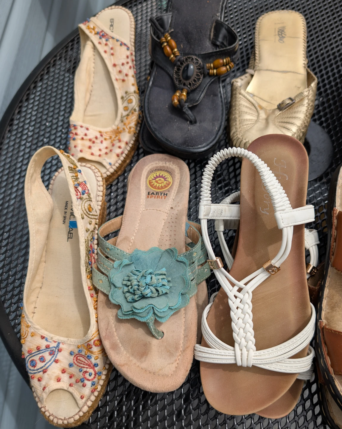 Assorted Women's Sandals and Flats - photo 3
