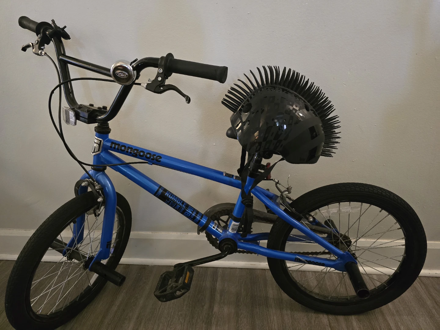 18in Mongoose BMX Bike with helmet - photo 3