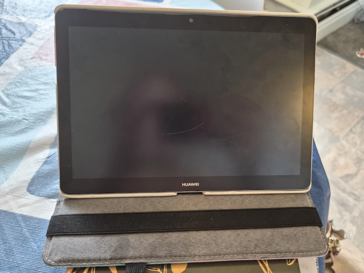 HUAWEI Tablet with Case