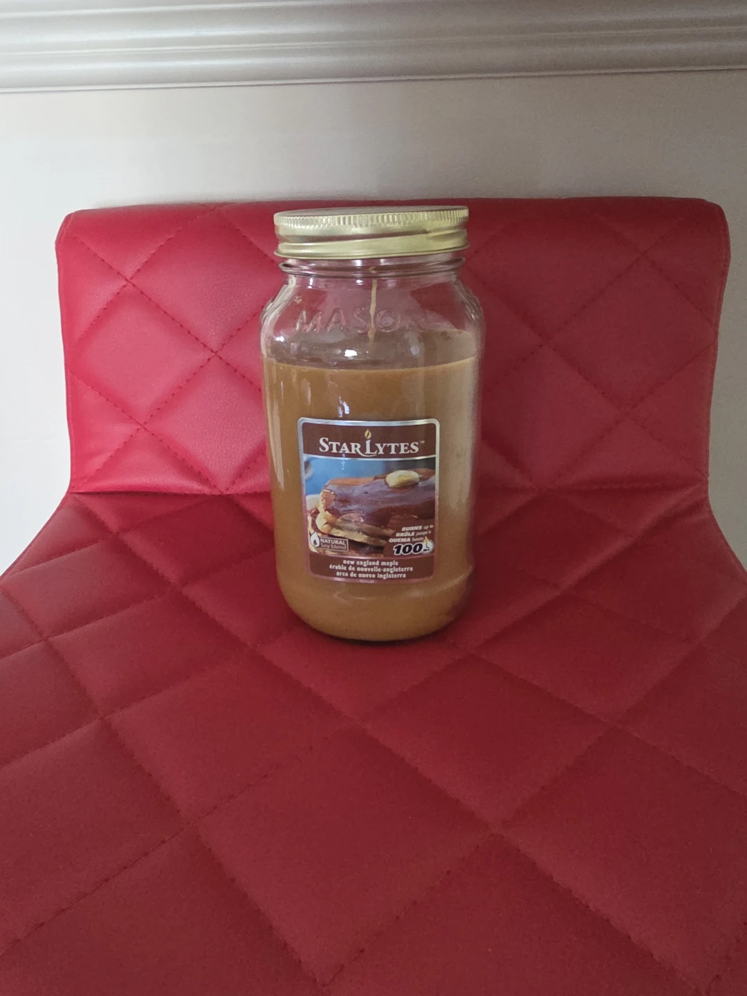 StarLytes new England maple Candle in Jar