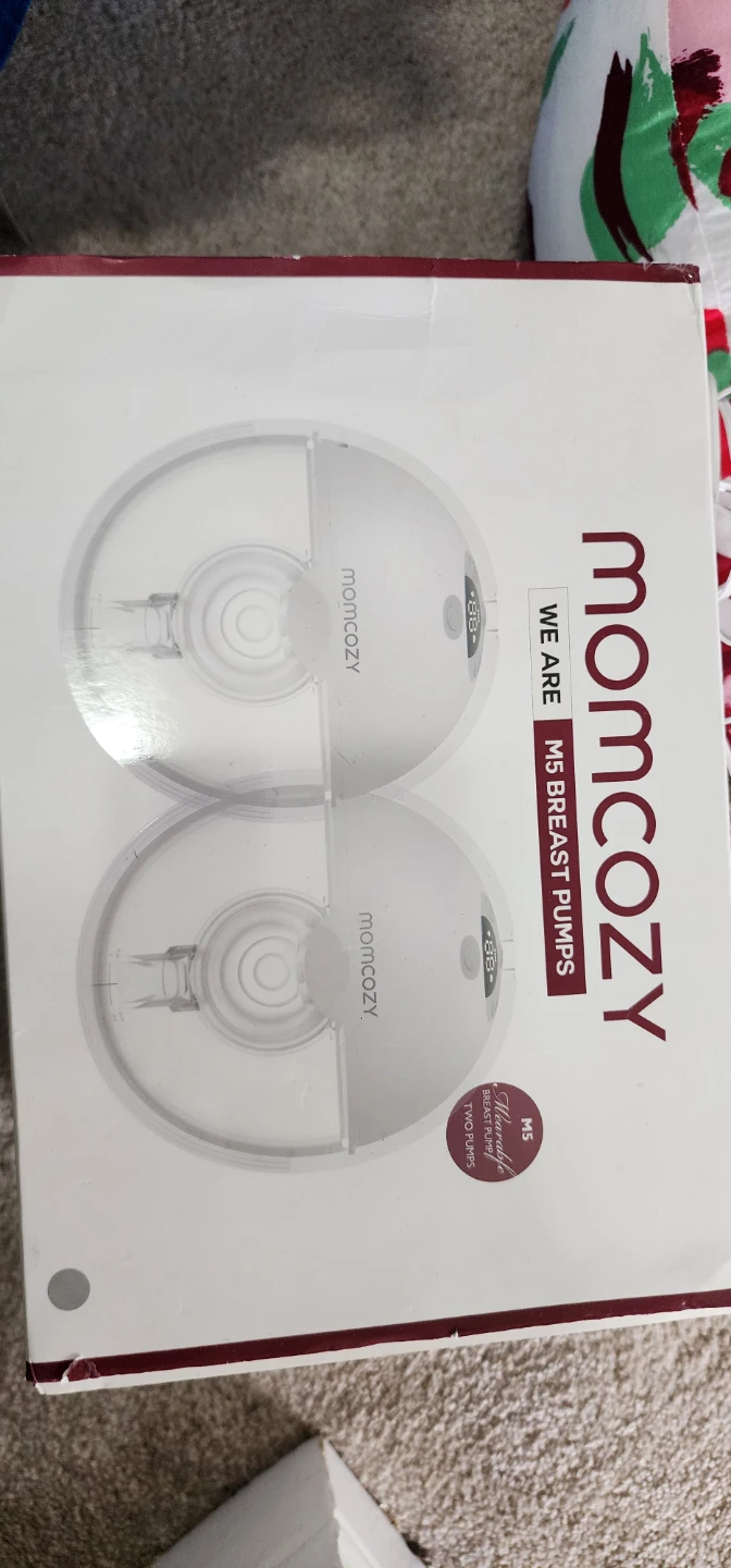 Momcozy M5 Wearable Breast Pump Set