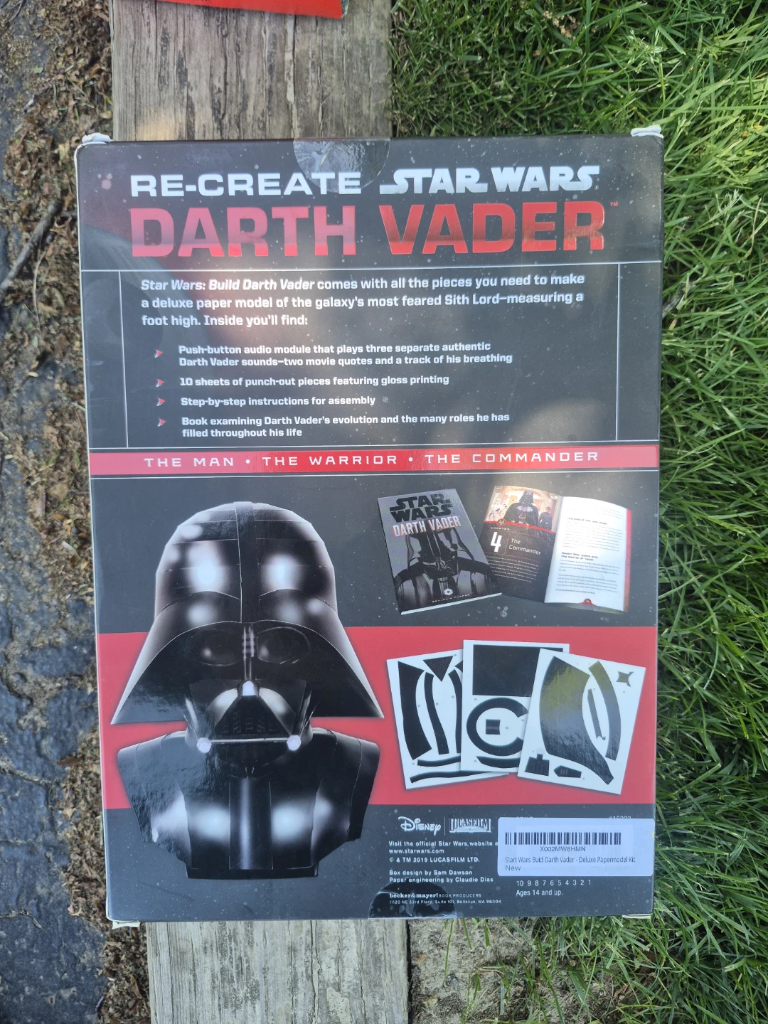 Star Wars Build Darth Vader Deluxe Paper Model Kit - photo 2
