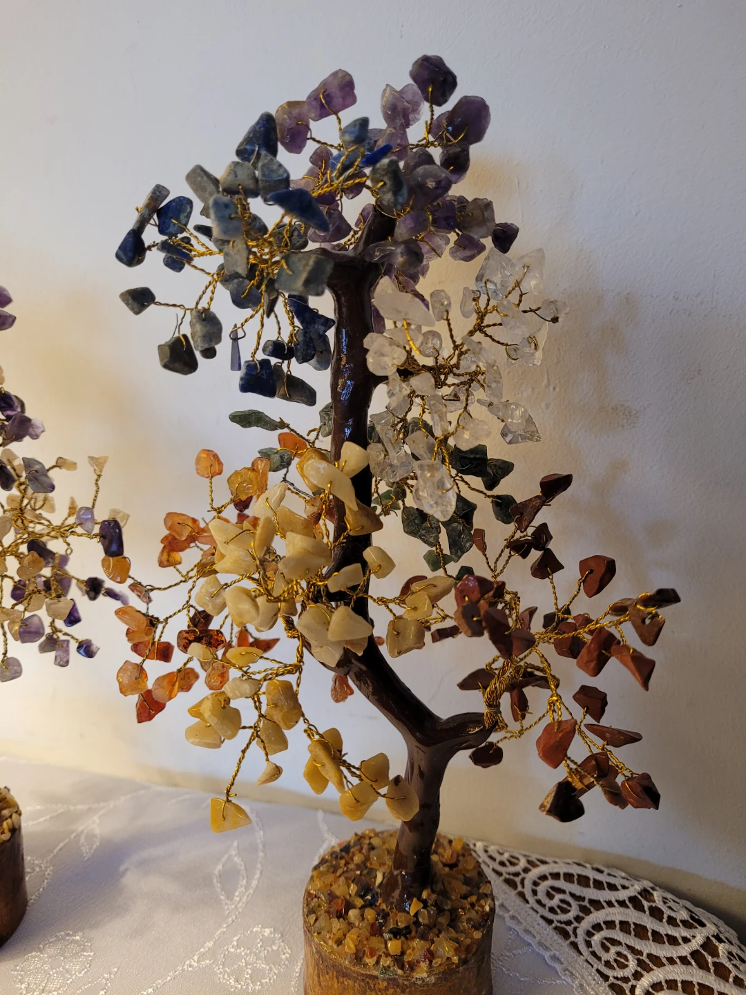 Decorative tree with natural gemstones - photo 2