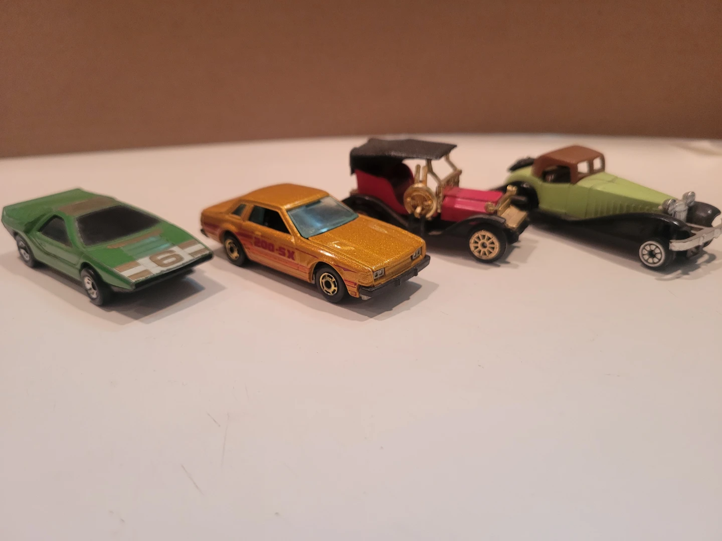 Lot of 10  Diecast Toy Cars & Trucks - photo 3