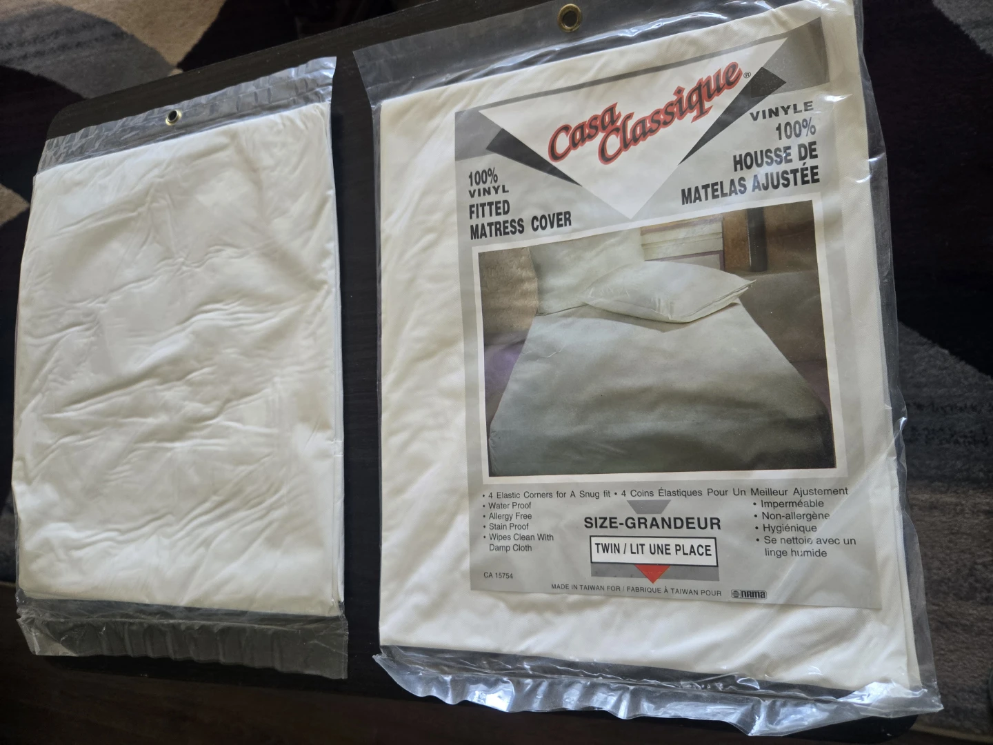 100% Vinyl Fitted Mattress Cover - Twin - photo 2