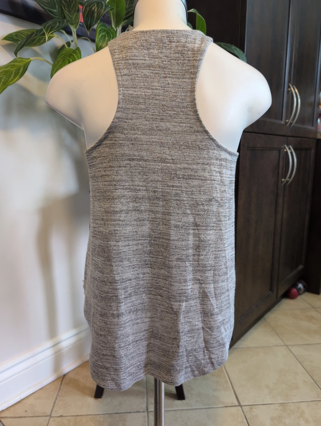 Dynamite Grey Heathered Tank Top - Size P/S - photo 3