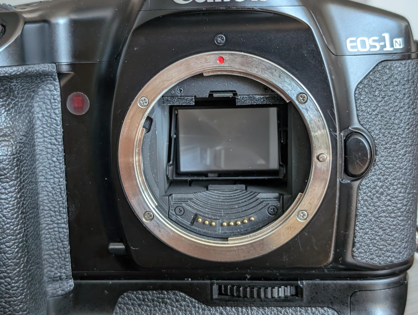 Canon EOS-1N SLR Film Camera with Power Drive Booster E1 - photo 5