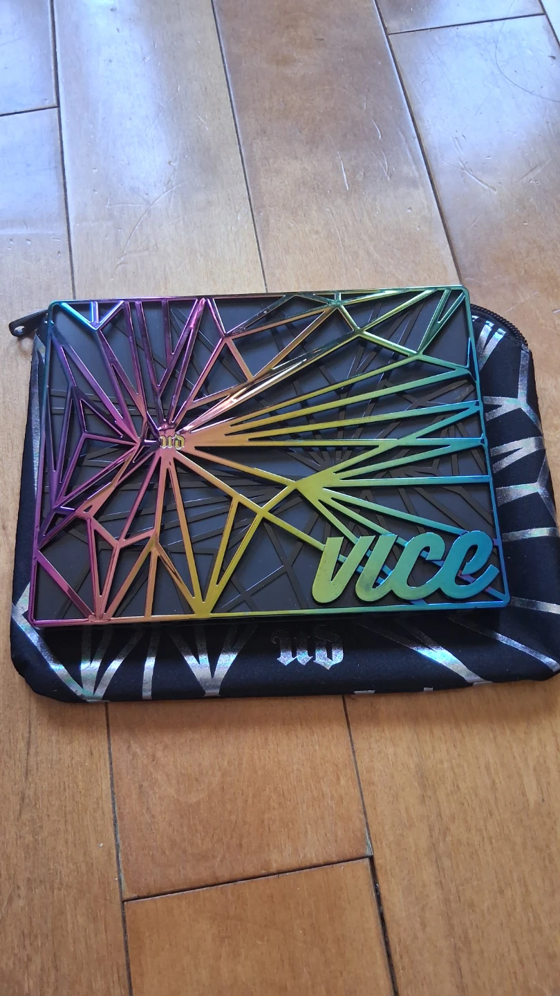 Urban Decay Vice Eyeshadow Palette - photo 2
