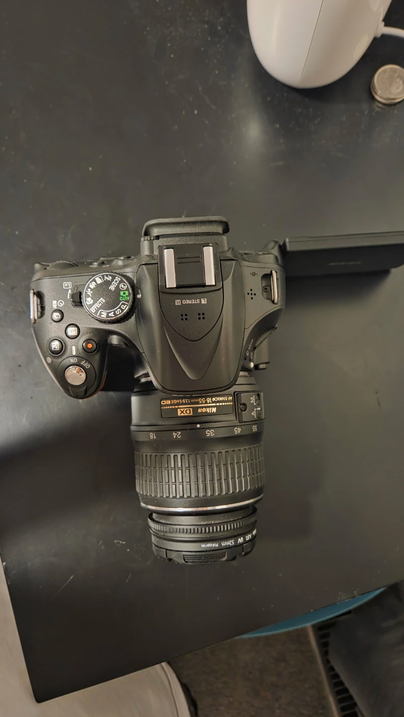 Nikon D5200 DSLR Camera with 18-55mm Lens - photo 3