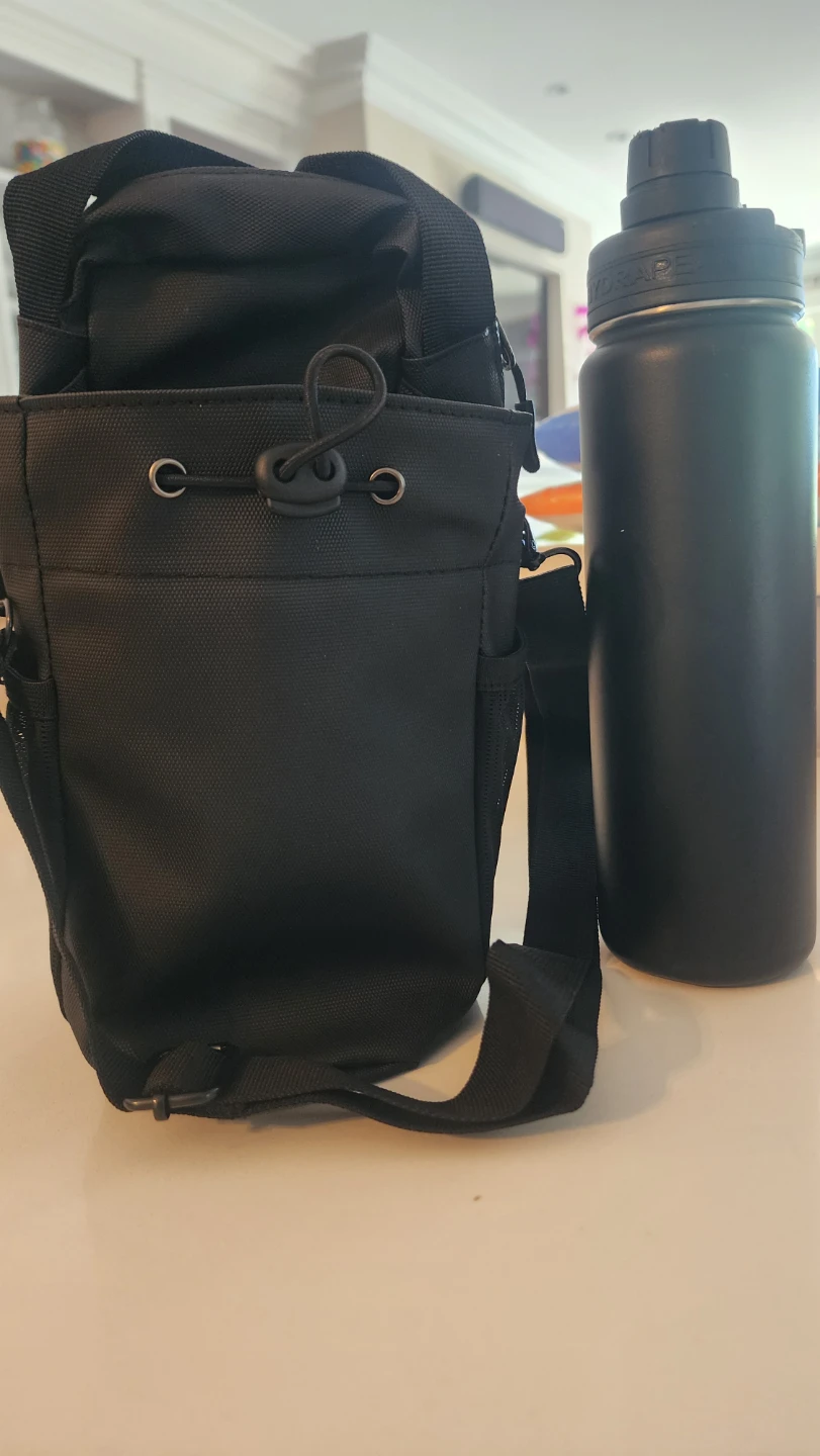 HydraPeak Black Water Bottle Carrier Bag with bottle - photo 2