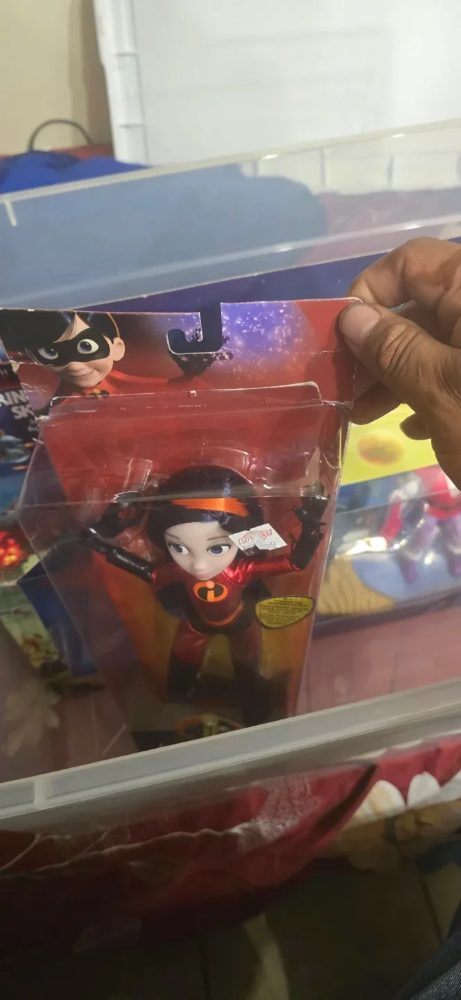 Disney Pixar Incredibles 2 Violet Action Figure - photo 2