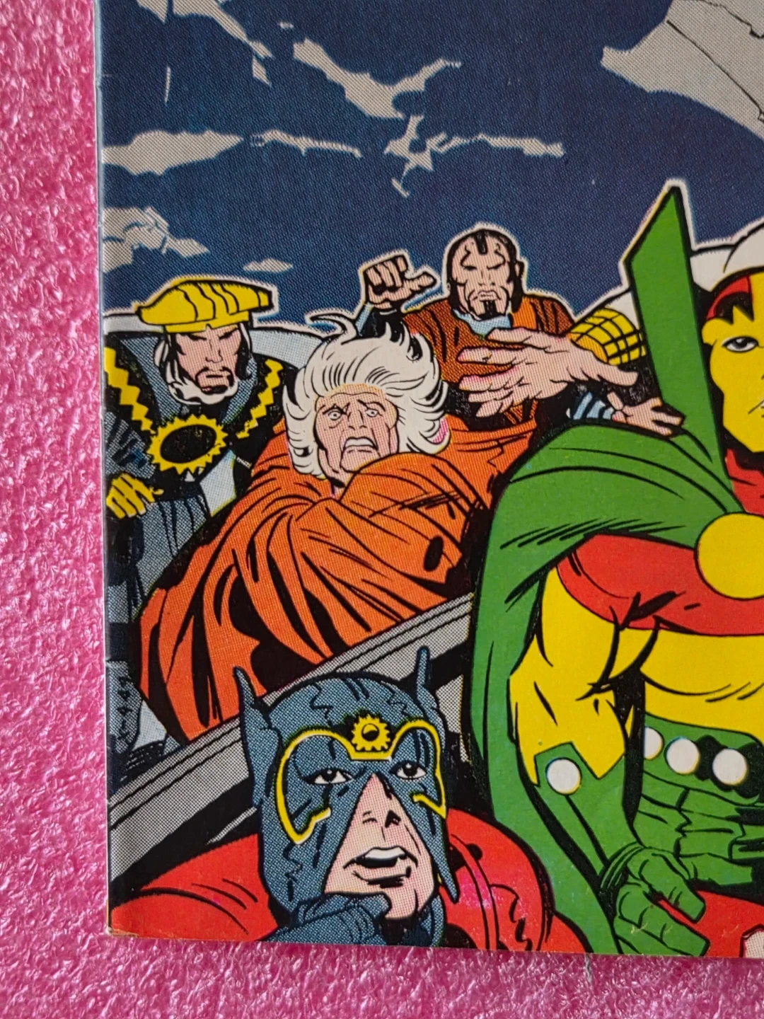 Mister Miracle #18 Comic Book - photo 3