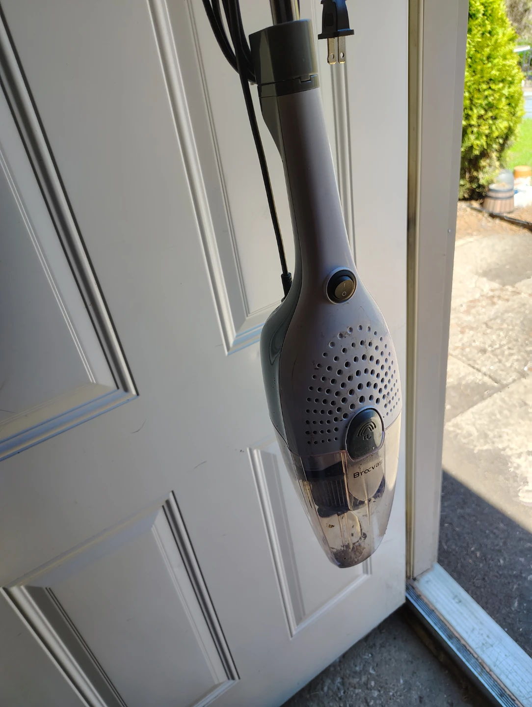 Brocvas Handheld Stick Vacuum Cleaner with Attachments - photo 2