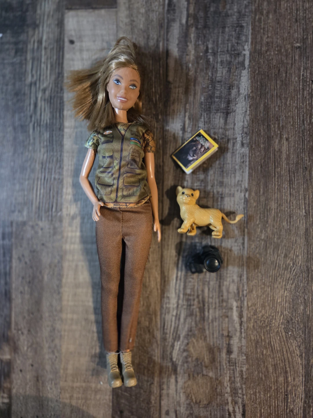 Barbie National Geographic Animal Rescuer Doll with Accessories