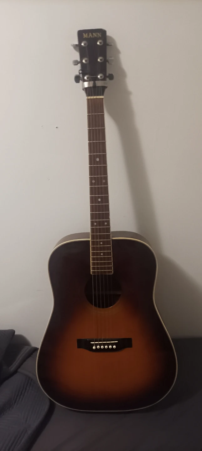 Mann Acoustic Guitar - photo 3