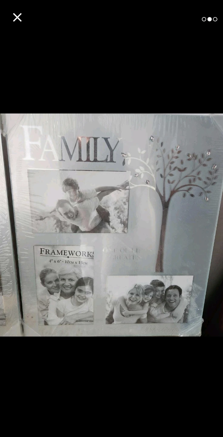 Frameworks Family Photo Frame - photo 2