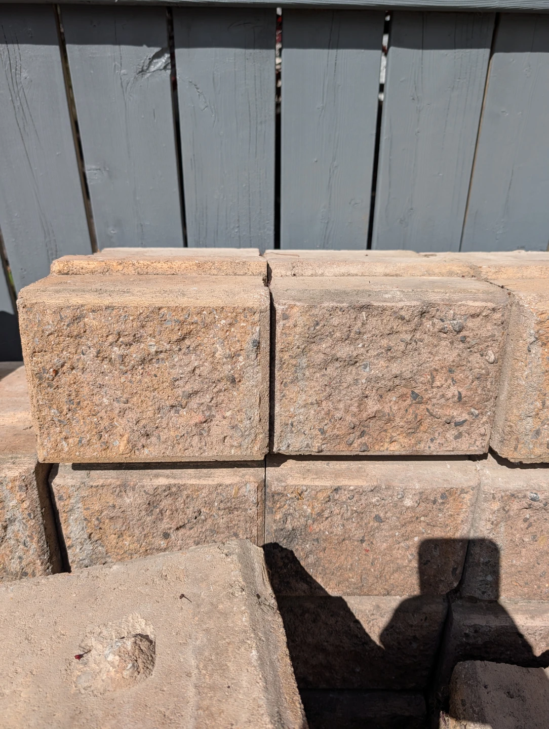 Free Retaining Wall Blocks and caps - photo 2