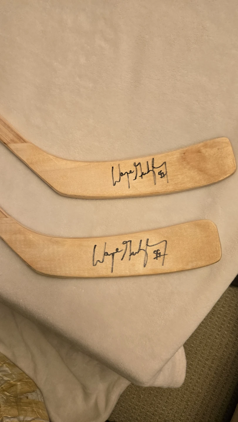 Signed Gretzky Titan Hockey Stick