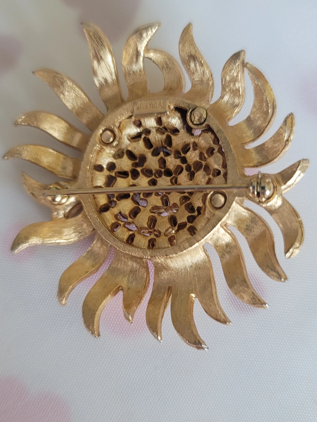 Vintage Trifari Sunburst Brooch with Pink Rhinestones