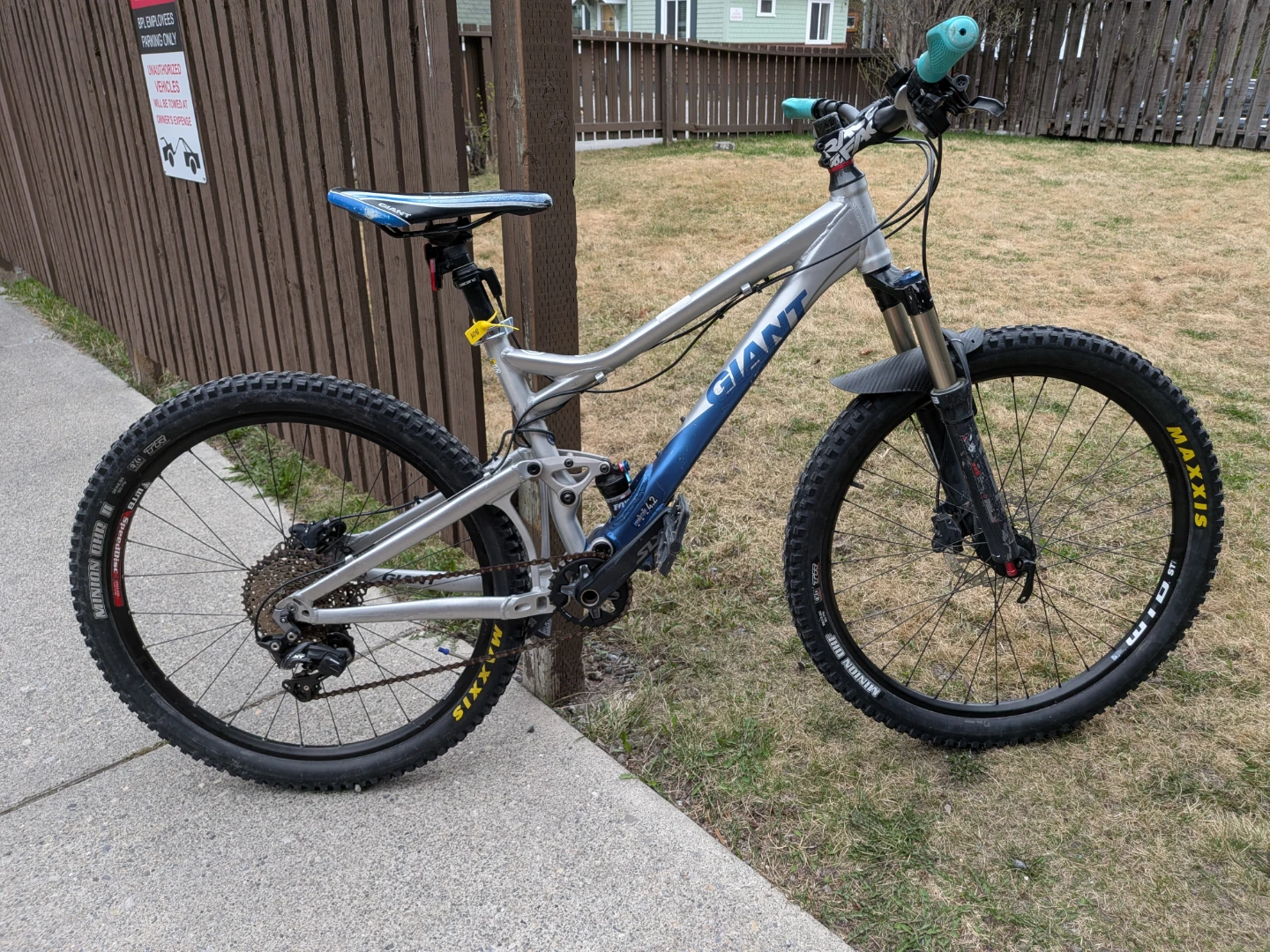 Giant Full Suspension Mountain Bike - photo 3