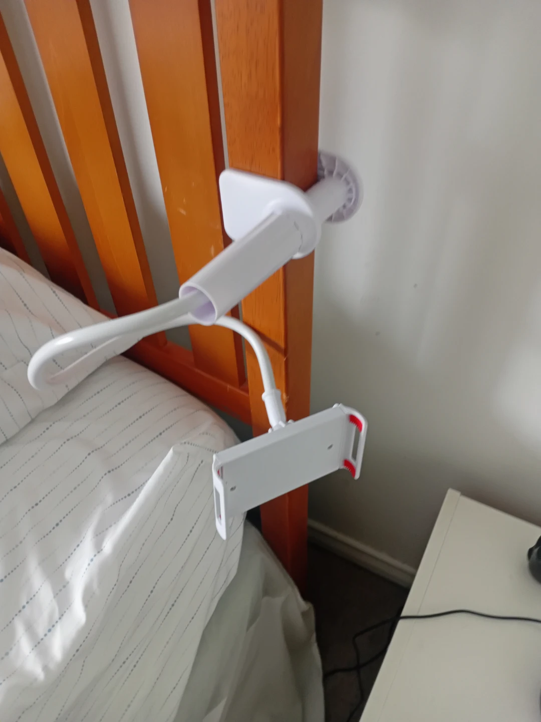 White Adjustable Lazy Bed Phone Holder Stand - photo 2
