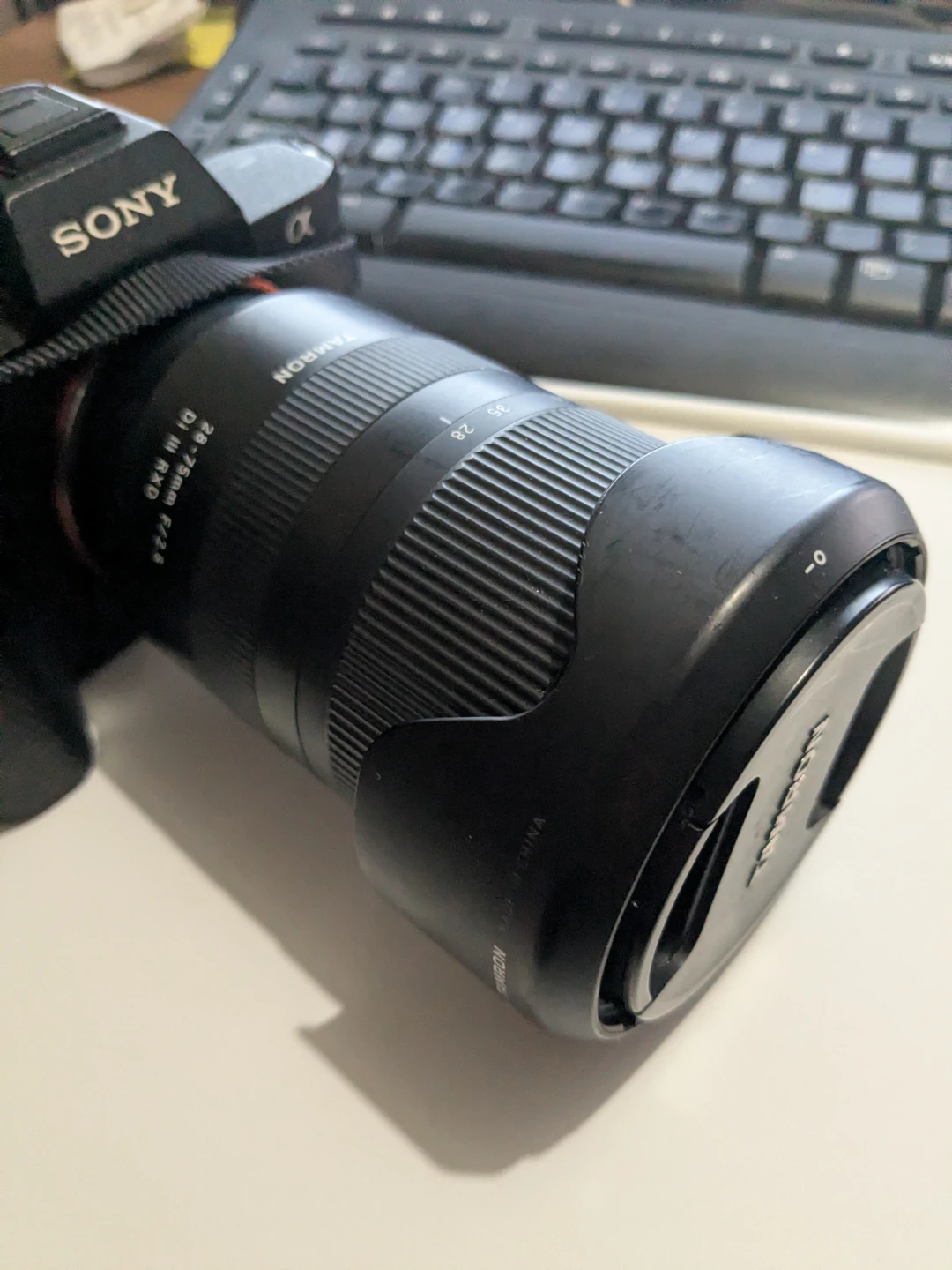 Tamron 28-75mm f/2.8 Lens