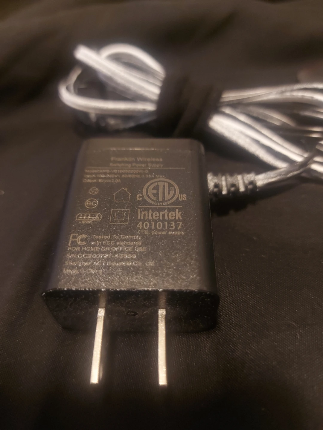 T-Mobile Mobile Hotspot with Charger - photo 4