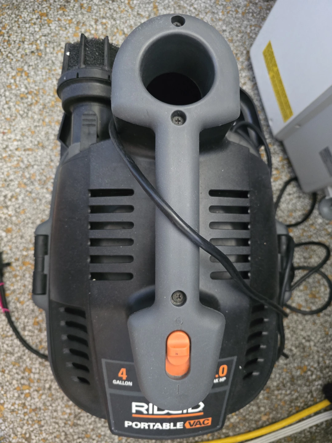 RIDGID 4 Gallon Portable Vac - photo 3