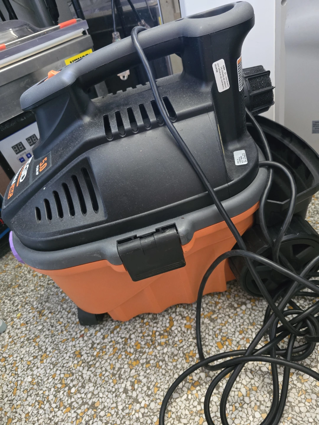 RIDGID 4 Gallon Portable Vac - photo 5