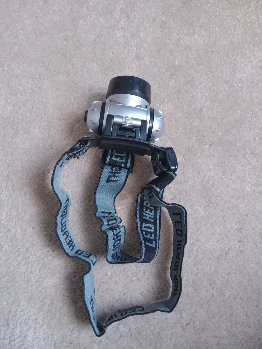 LED Headlight with Batteries - photo 2