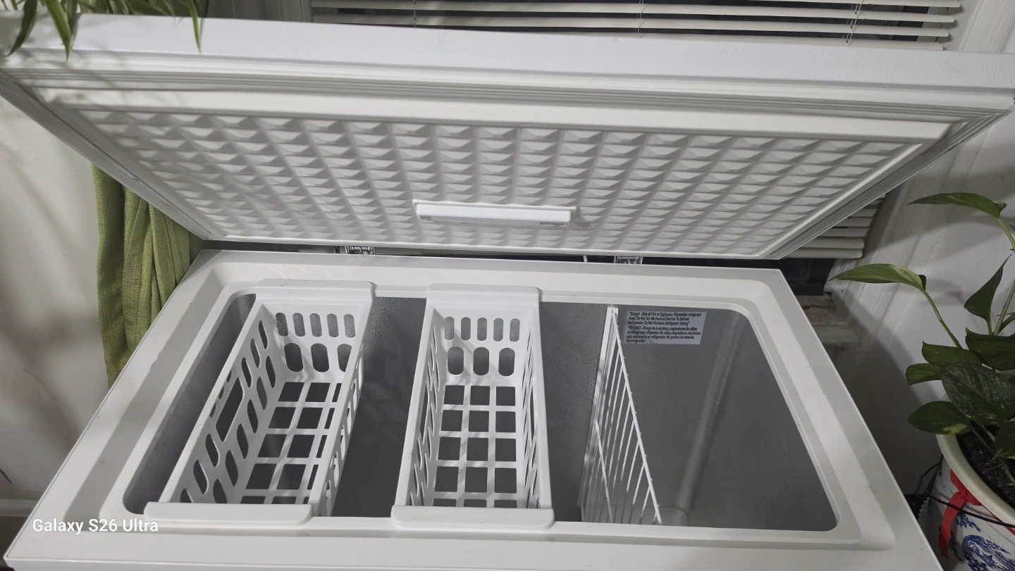 Magic Chef Chest Freezer - photo 2