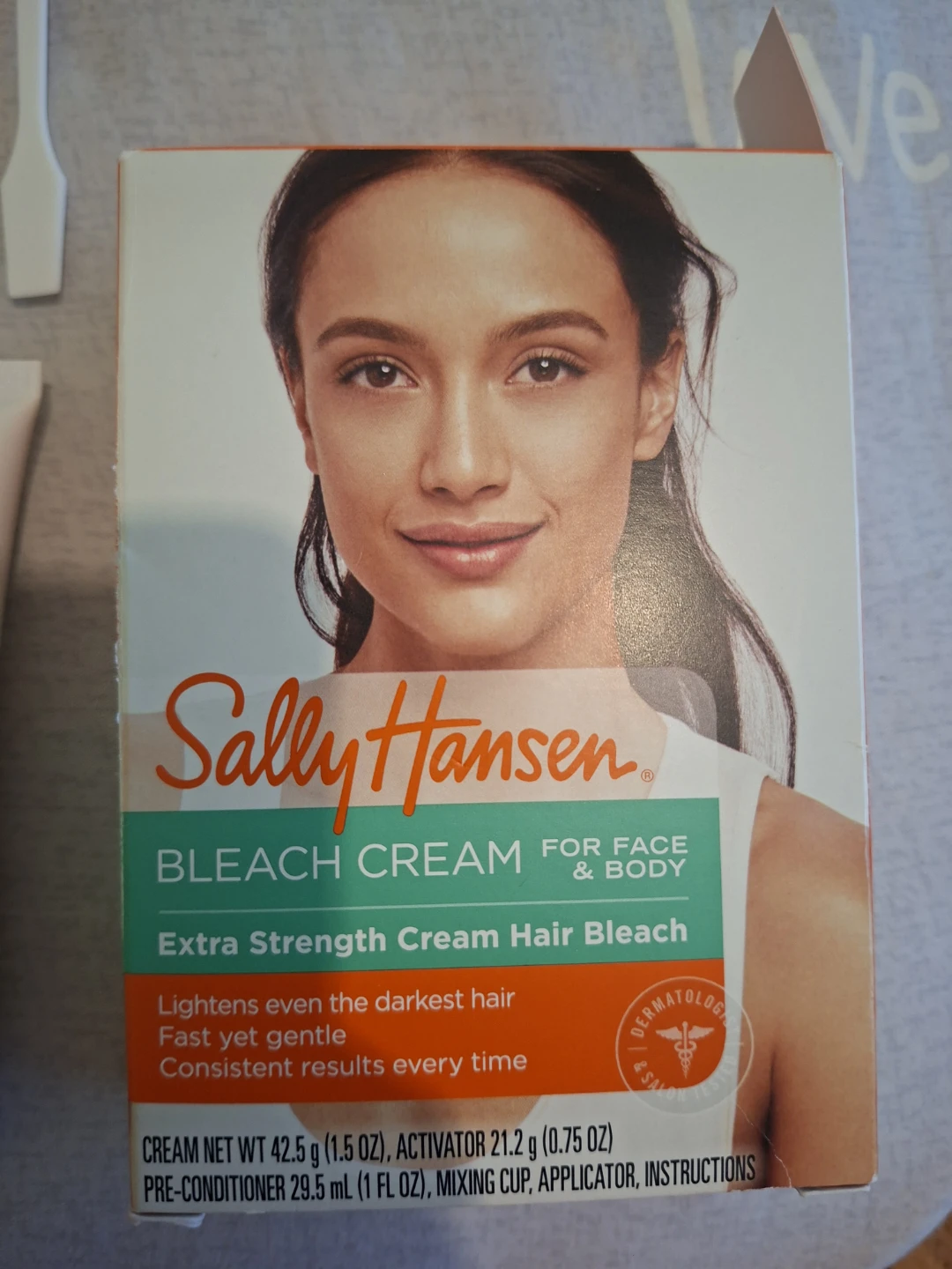 Sally Hansen Hair Bleach for Face & Body Kit