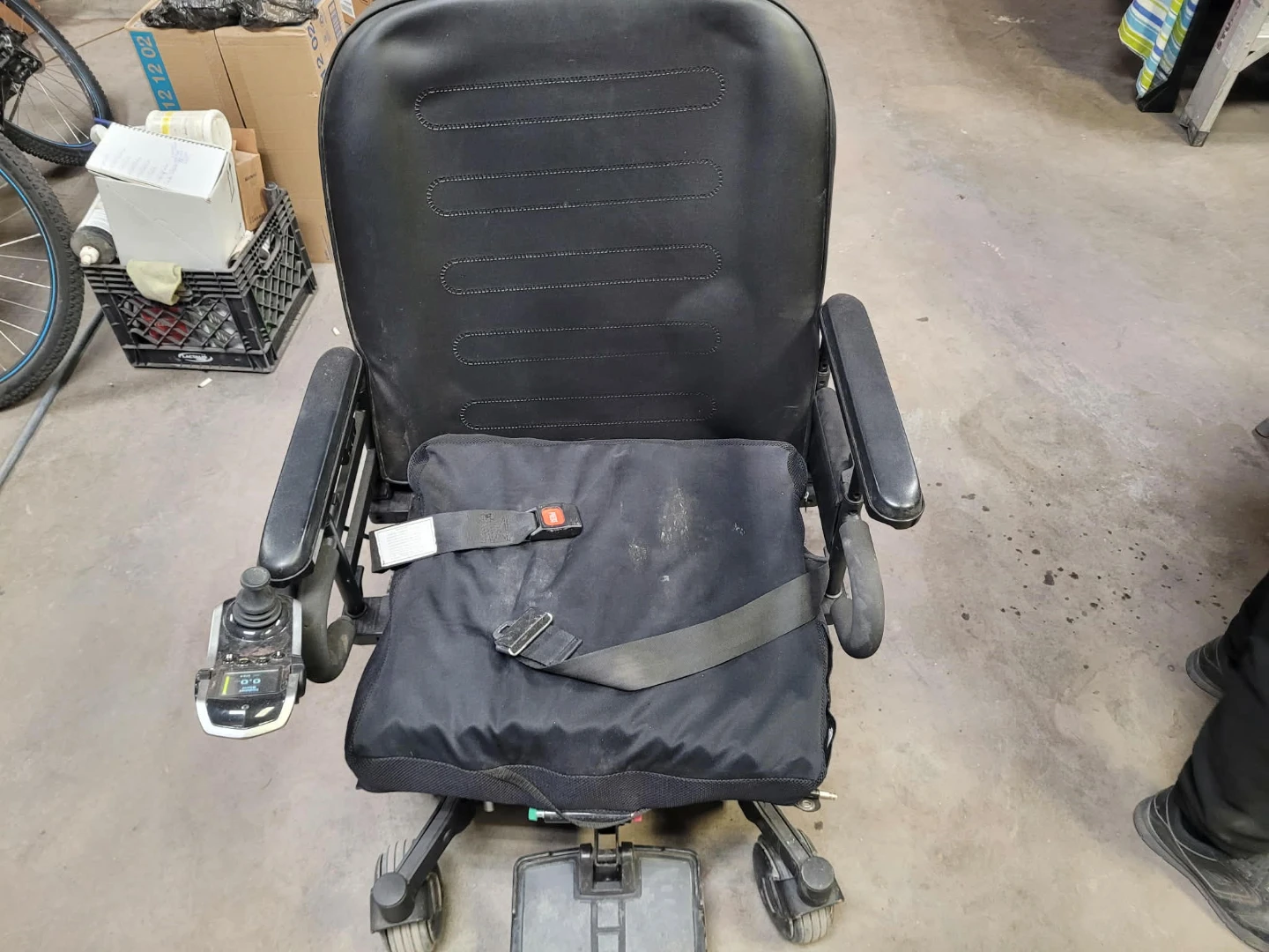 Quantum Power Wheelchair - photo 4