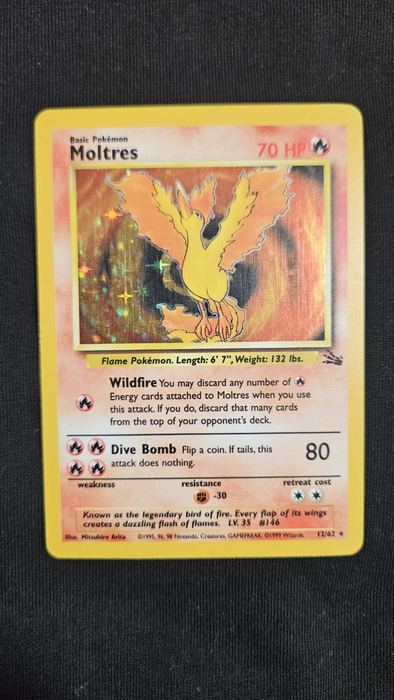 Moltres Fossil Holo Pokemon Card
