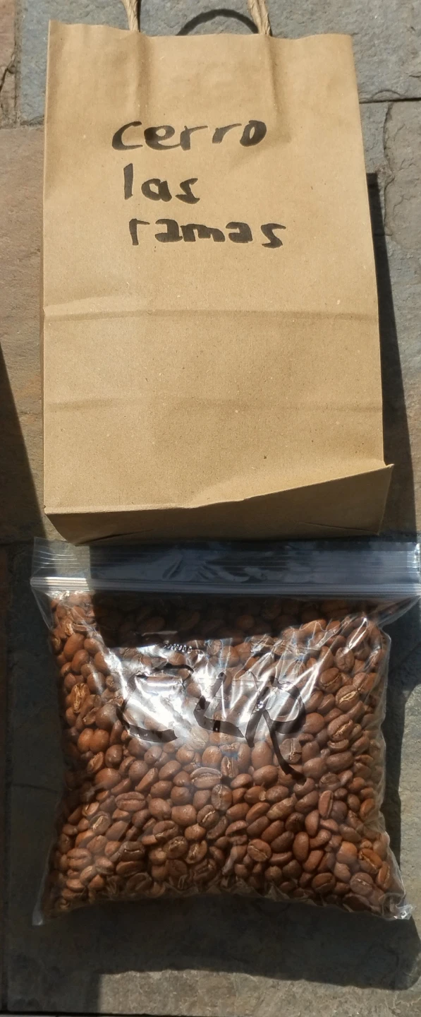 South American Coffee Beans 🫘 $5 bag Old Peru & Cerro Las Ranas - photo 4