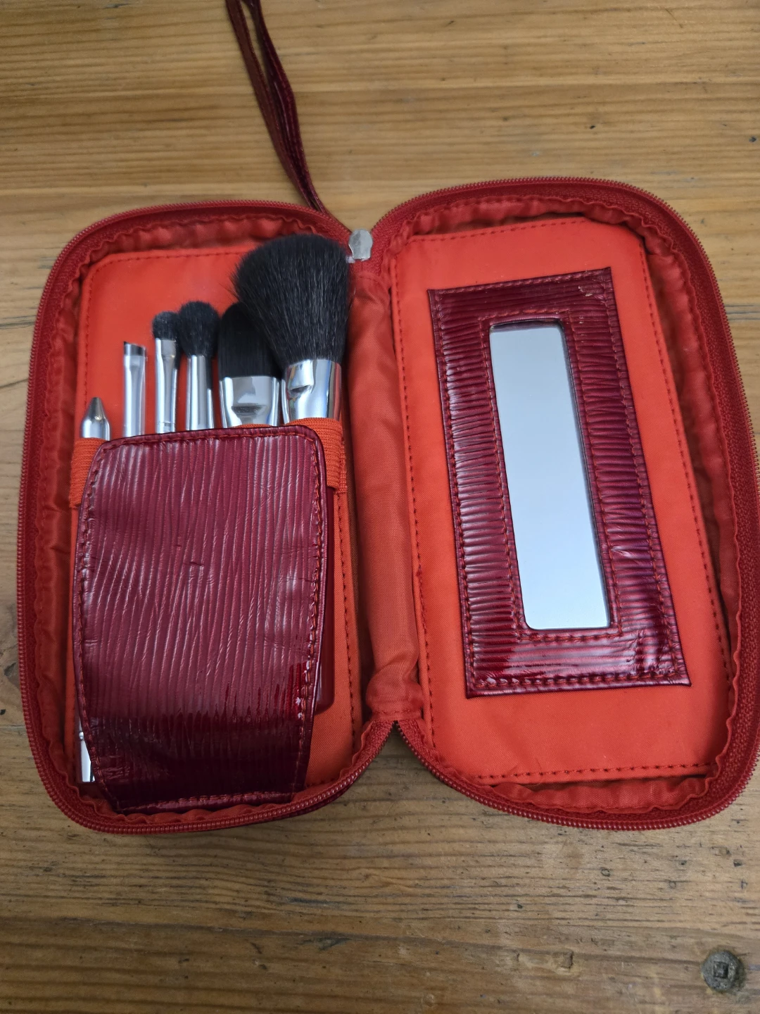Makeup brushes