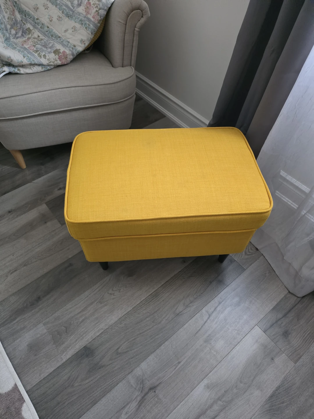 IKEA STRANDMON Footstool - Skiftebo yellow - photo 2