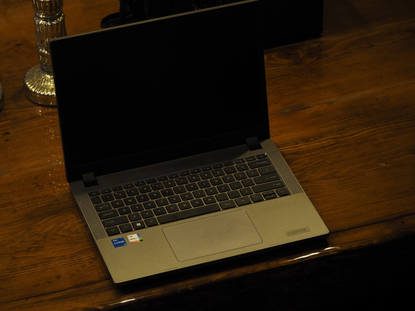 Travel mate P214-55